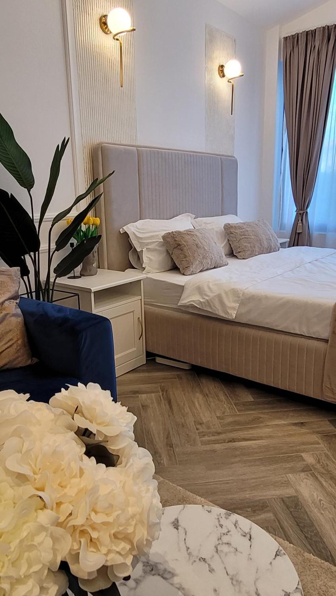 Appartement Luxury Mansion à Bucarest Extérieur photo